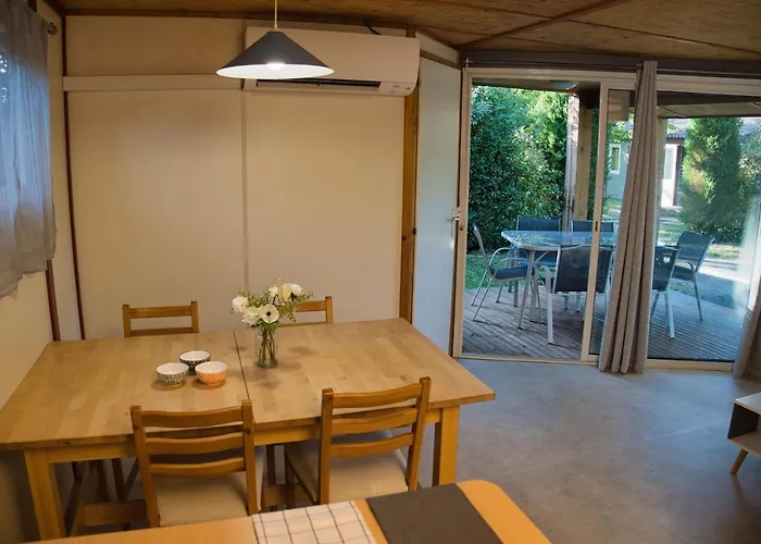 Les De Κάμπινγκ Gaillac