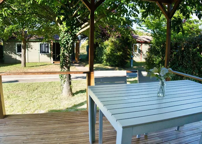 Κάμπινγκ Les De *