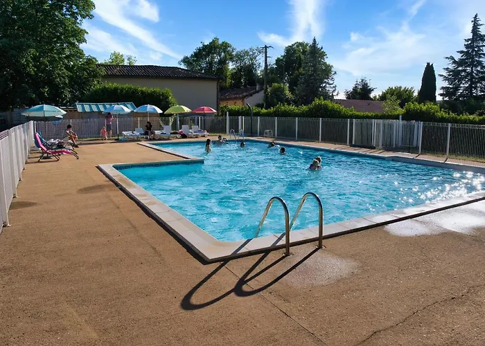 Κάμπινγκ Les De *