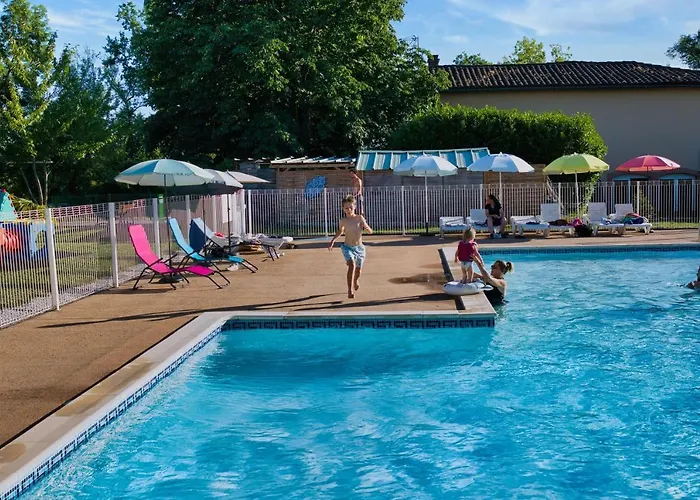 Κάμπινγκ Les De *