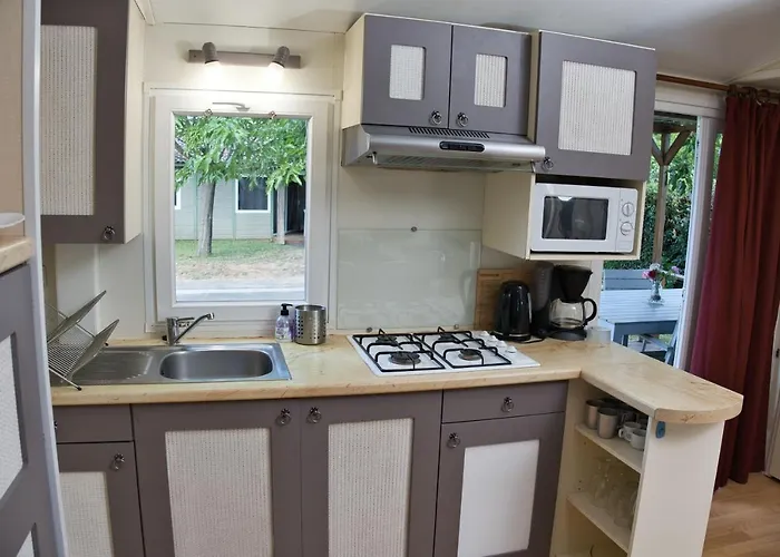 キャンプ場 Les De ガイヤック